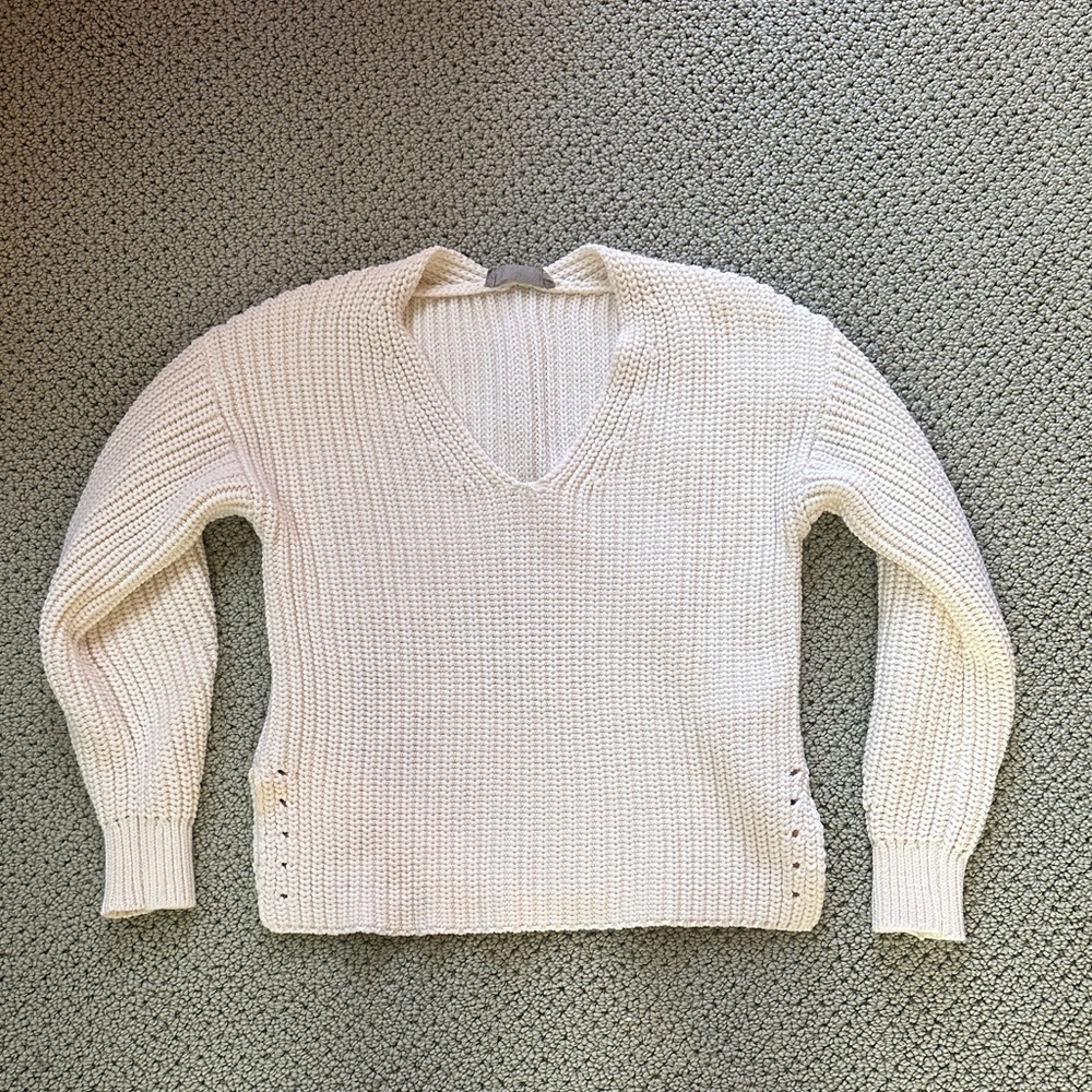 Everlane 100% cotton chunky cream v neck sweater XS